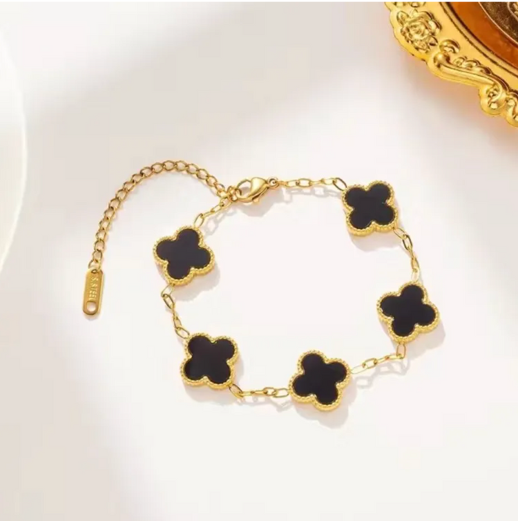 Lucky Clover Charm Bracelet