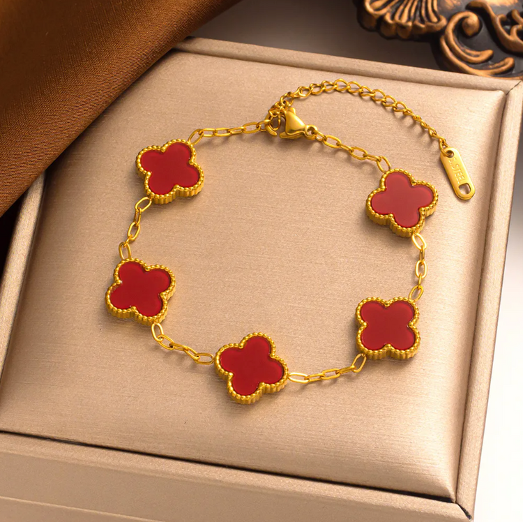 Lucky Clover Charm Bracelet