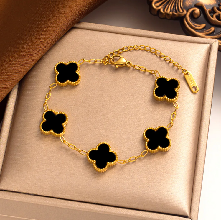 Lucky Clover Charm Bracelet