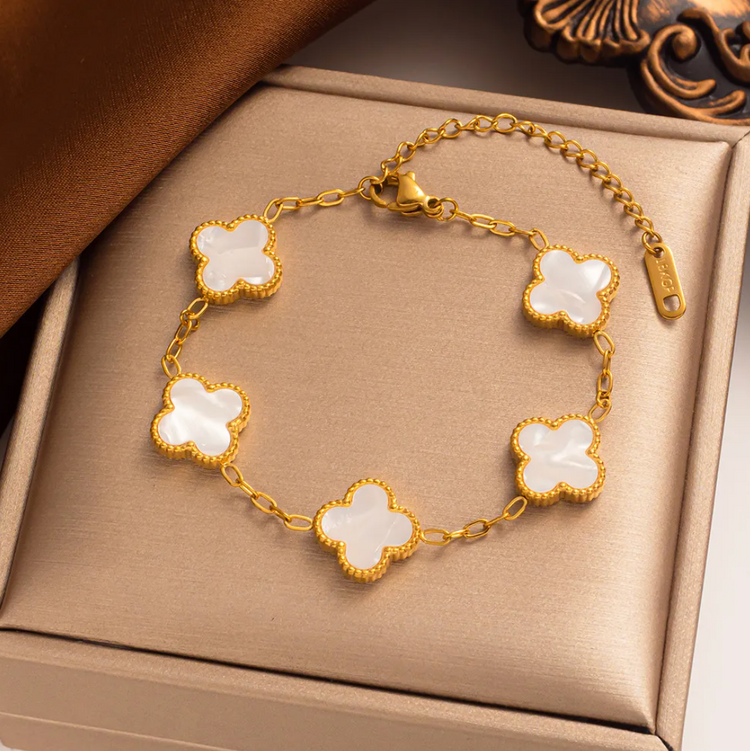 Lucky Clover Charm Bracelet