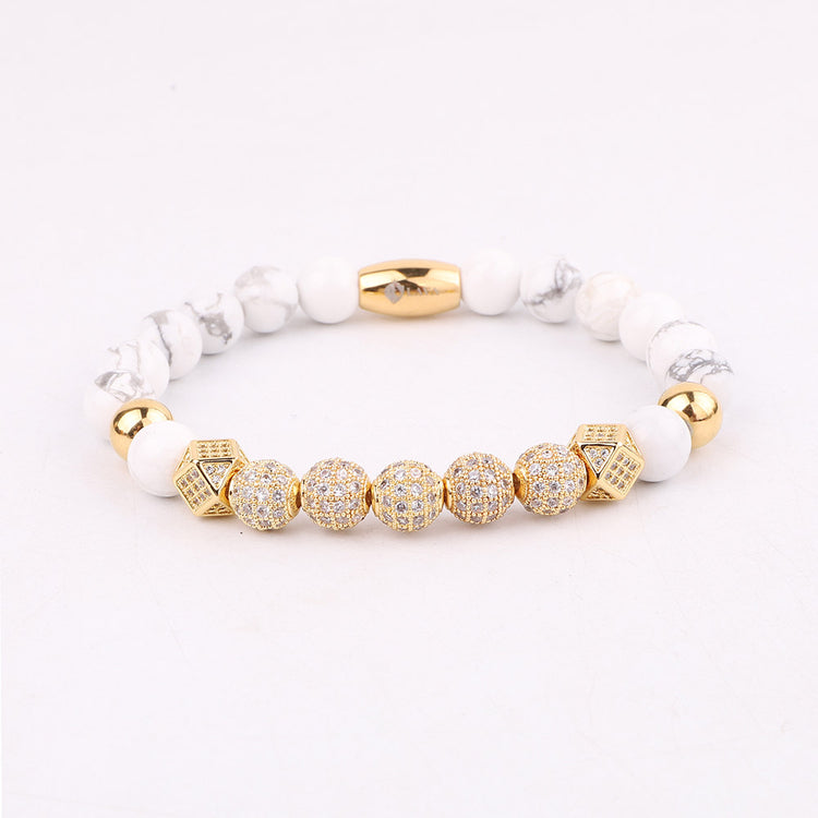 HALF ICED OUT HOWLITE